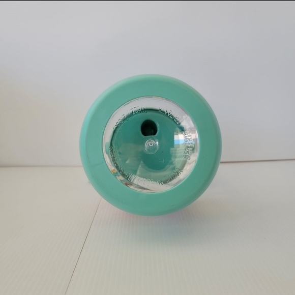 The Pioneer Woman Sweet Romance 0.74-Gallon Tritan Jug, Teal: - Picture 4 of 6